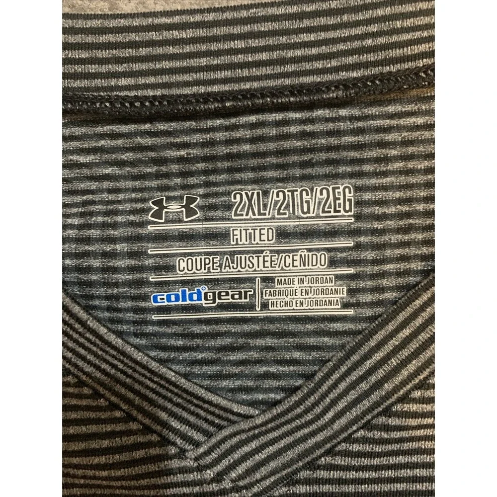 Under Armour Shirt Men's 2XL Black Gray Striped V-Neck Fitted Cold Gear‎